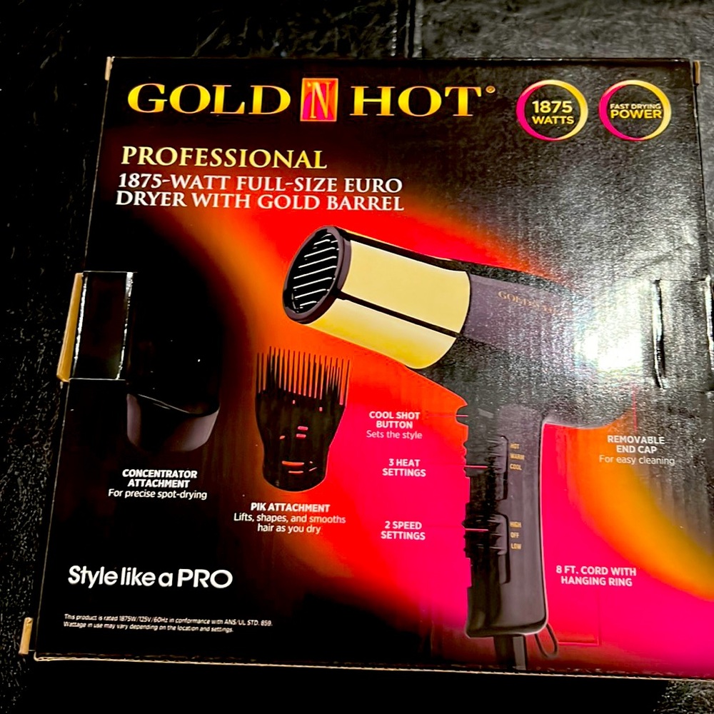 Gold’N Hot blow dryer
